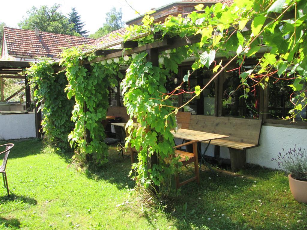 Schorfelder Hof Guest House Gondershausen Eksteriør bilde