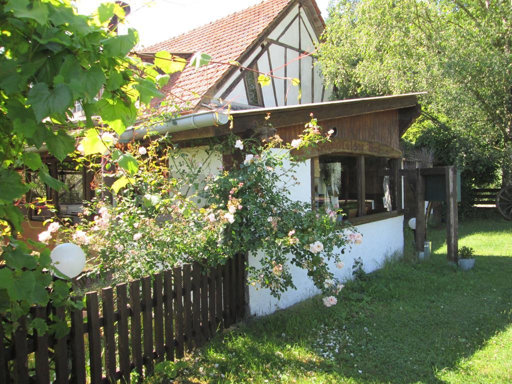 Schorfelder Hof Guest House Gondershausen Eksteriør bilde